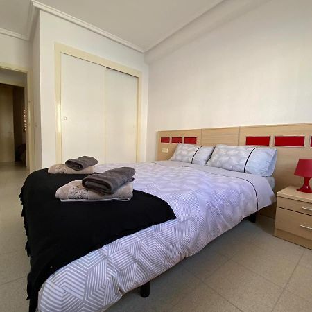 La Rosa Appartement Torrevieja Buitenkant foto
