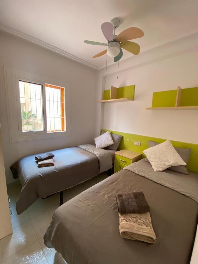 La Rosa Appartement Torrevieja Buitenkant foto