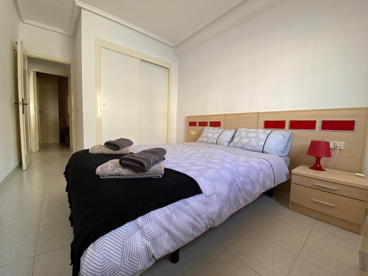 La Rosa Appartement Torrevieja Buitenkant foto
