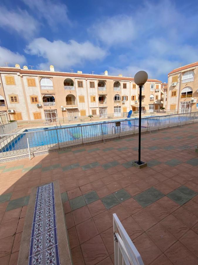 La Rosa Appartement Torrevieja Buitenkant foto