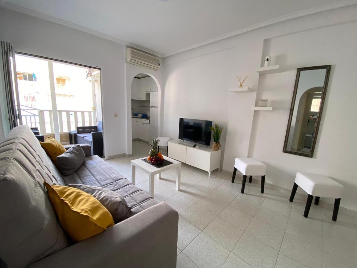La Rosa Appartement Torrevieja Buitenkant foto